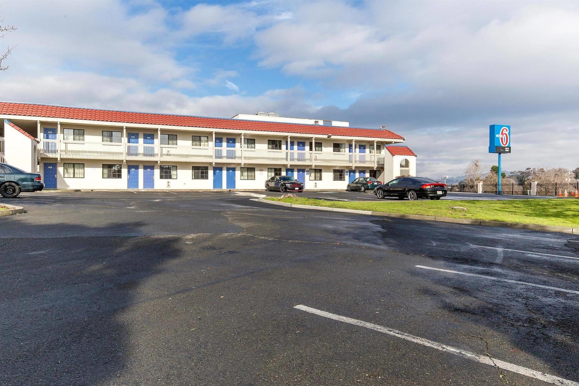 Motel 6 Vallejo - Maritime North エクステリア 写真