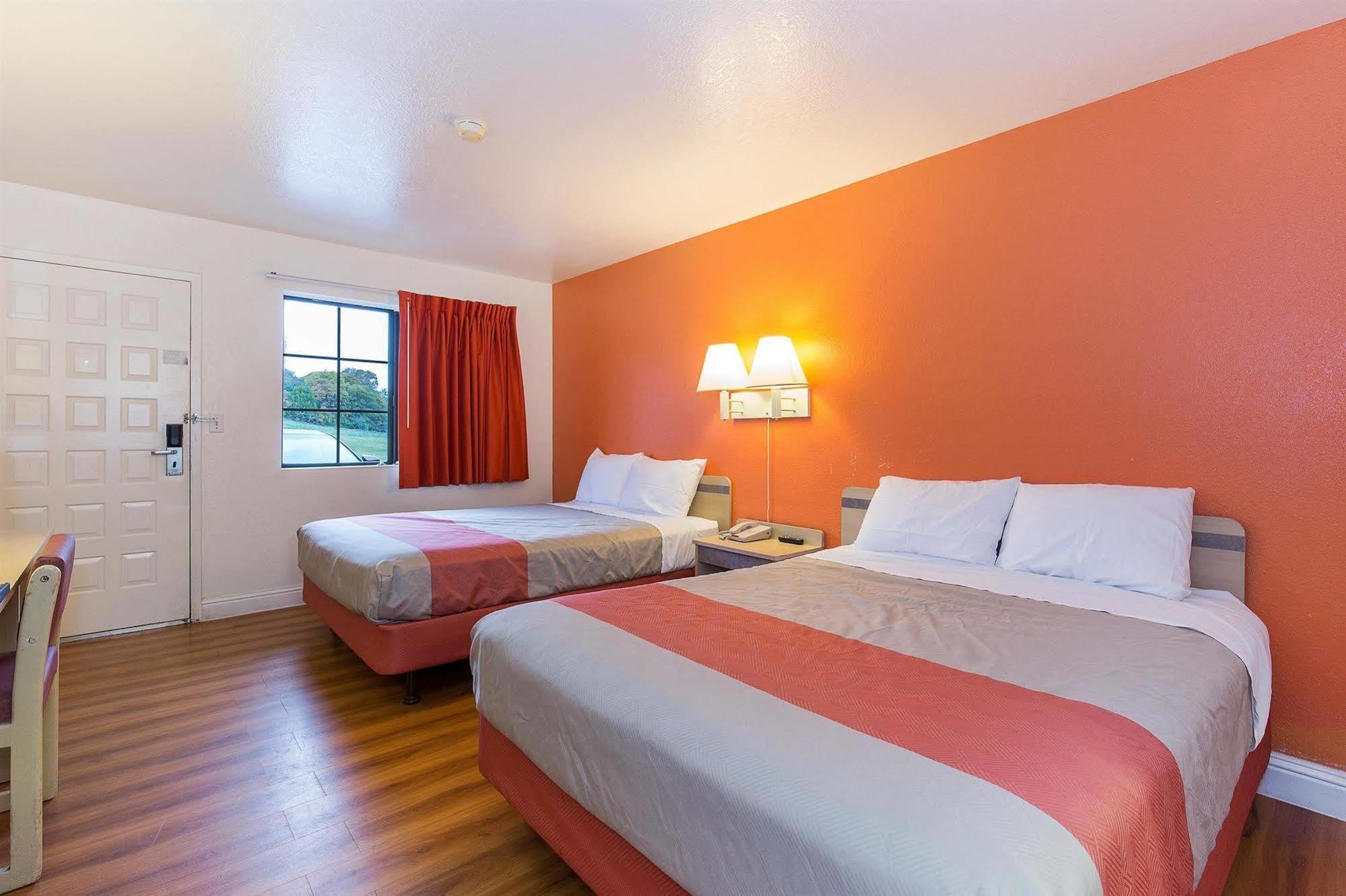 Motel 6 Vallejo - Maritime North エクステリア 写真